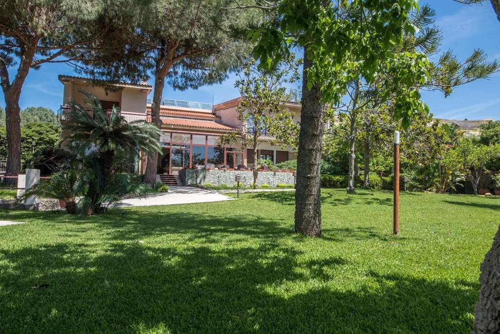 Villa Morgana Resort And Spa Torre Faro Ngoại thất bức ảnh